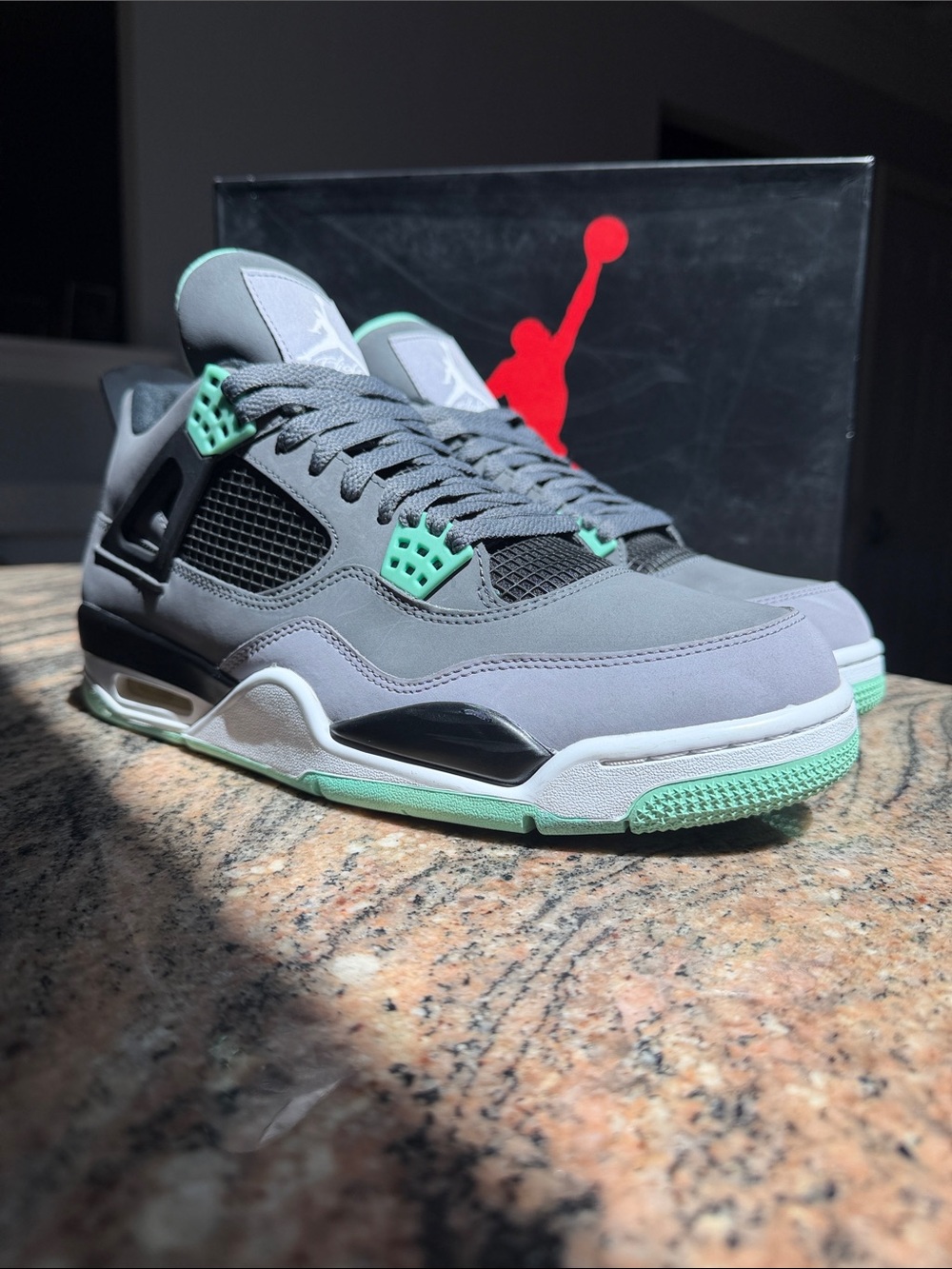 Jordan 4 “Green Glow”